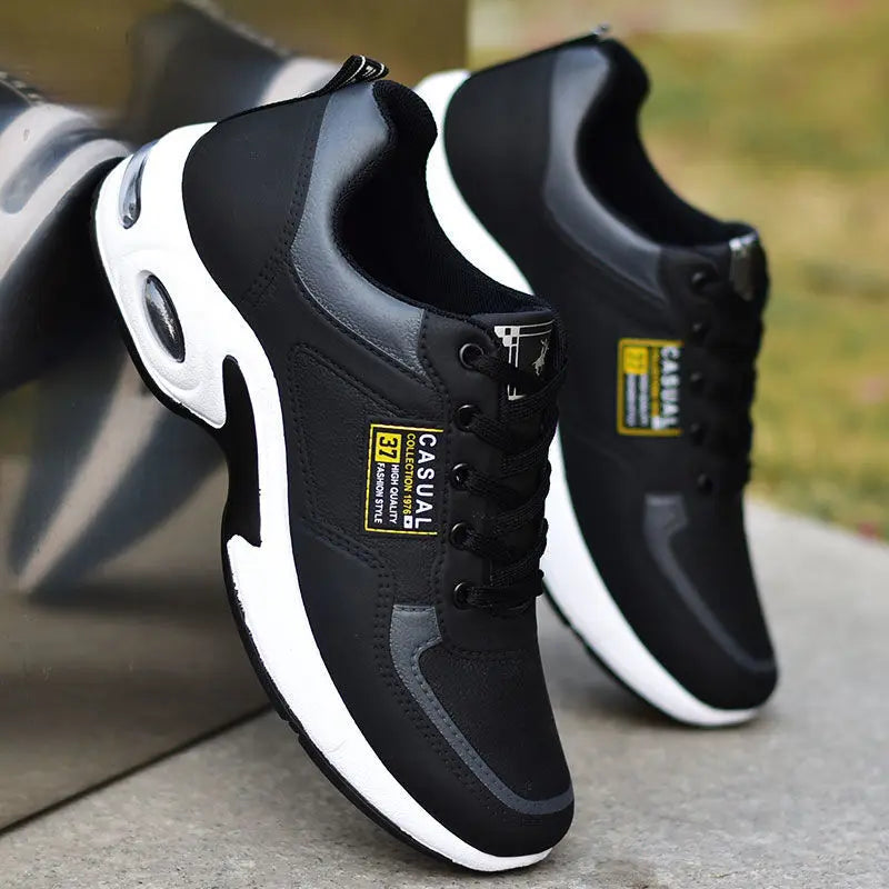 New unisex waterproof leather trainers – casual, comfortable, breathable, and ideal for outdoor use. A trending fashion choice